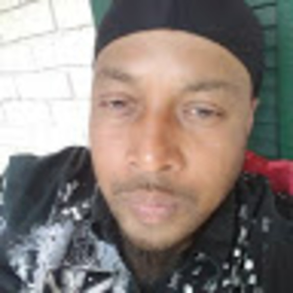 Meet your Posher, Adrian - Picture 1 of 1